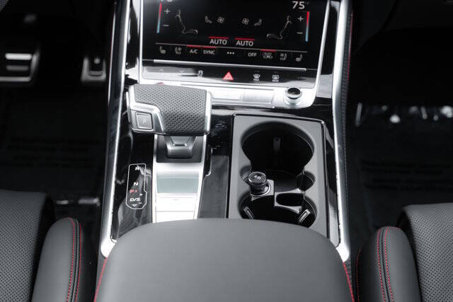 2026 Audi SQ8 4.0T quattro Prestige