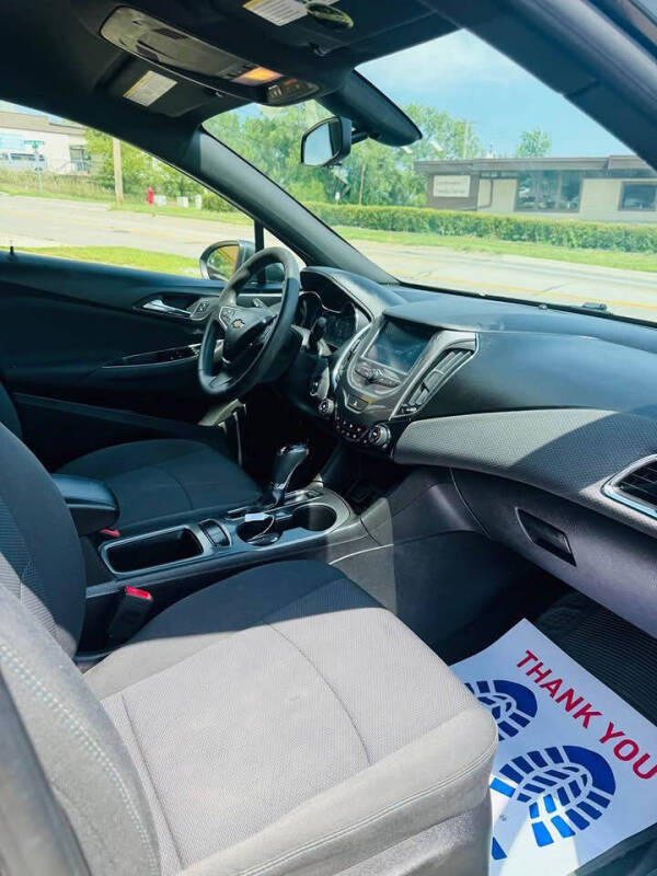 2018 Chevrolet Cruze LT Auto