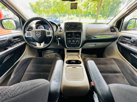 2014 Dodge Grand Caravan SXT