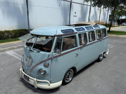 1972 Volkswagen Bus