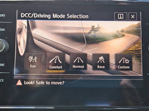 2019 Volkswagen Golf R 4Motion