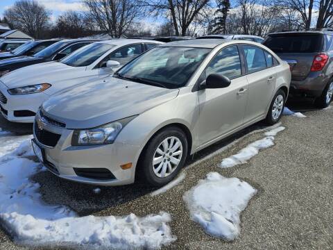 2013 Chevrolet Cruze for sale at Short Line Auto Inc in Rochester MN