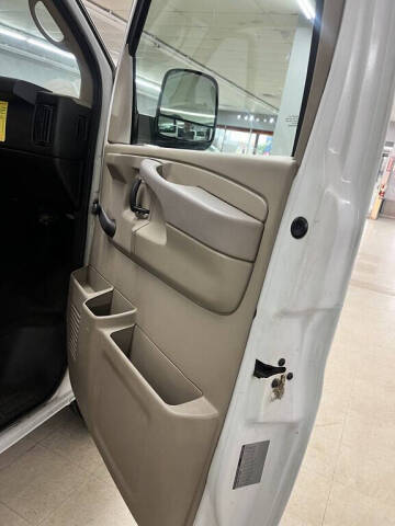 2011 Chevrolet Express 2500