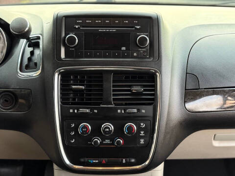 2016 Dodge Grand Caravan American Value Package