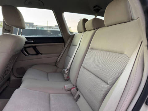 2007 Subaru Outback 2.5i Basic