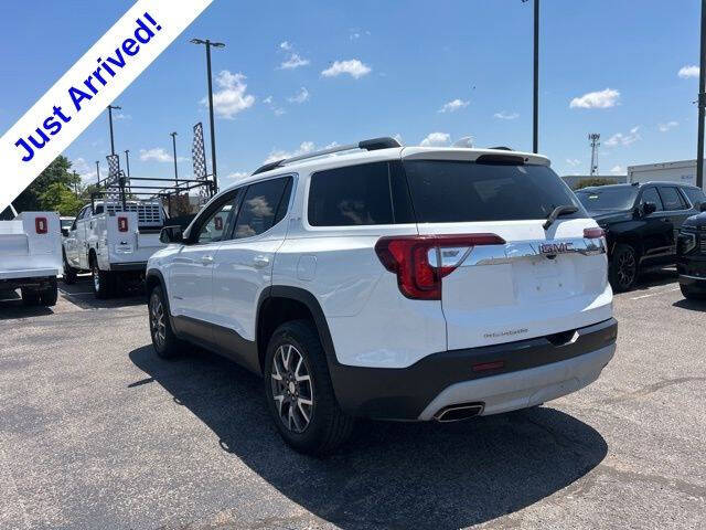 2022 GMC Acadia SLE