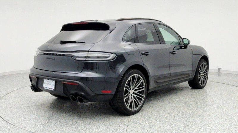 2023 Porsche Macan S