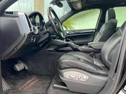 2012 Porsche Cayenne S