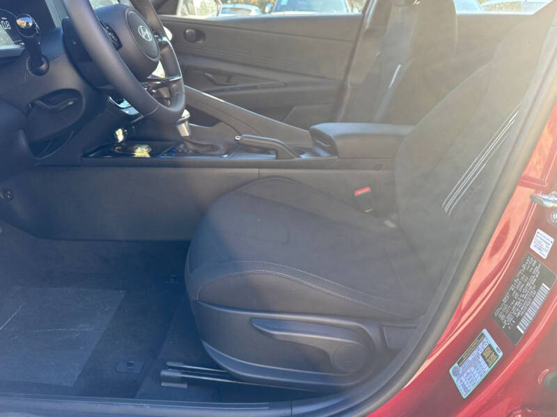 2026 Hyundai Elantra SEL Sport