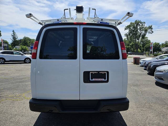 2016 Chevrolet Express 2500