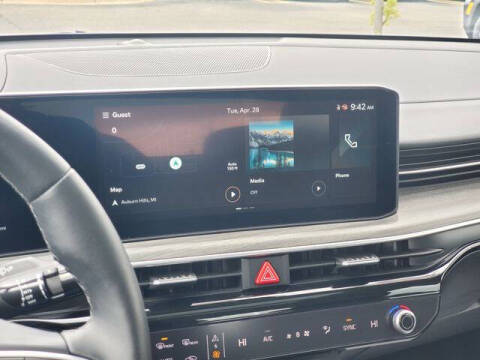 2025 Kia K5 EX