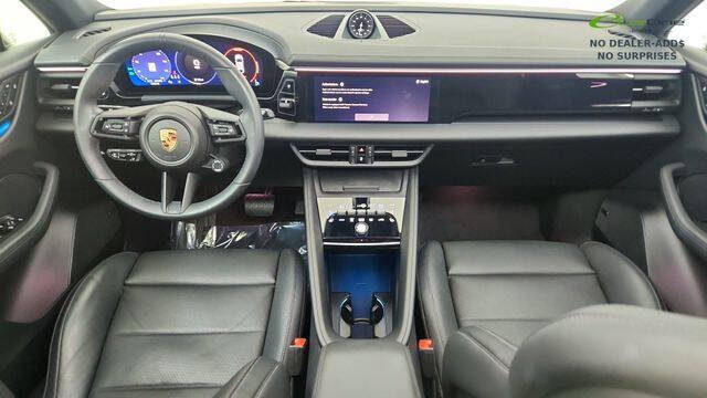 2025 Porsche Macan Electric