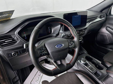 2023 Ford Escape ST-Line Select