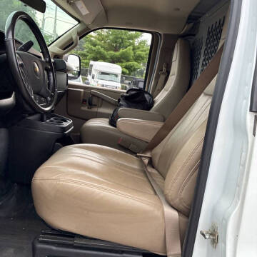 2020 Chevrolet Express 2500