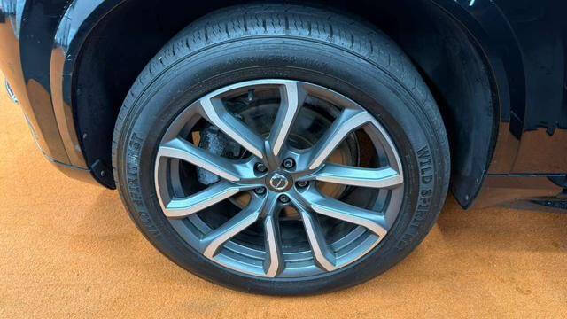 2019 Volvo XC90 T6 Momentum