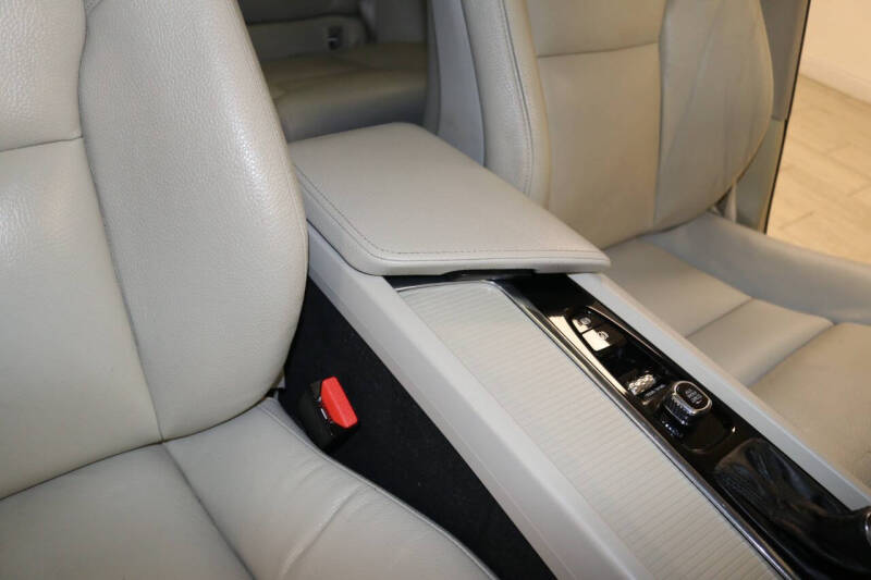 2019 Volvo XC60 T5 Momentum