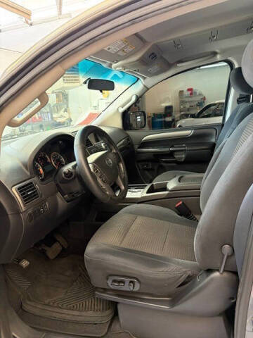2014 Nissan Armada SV