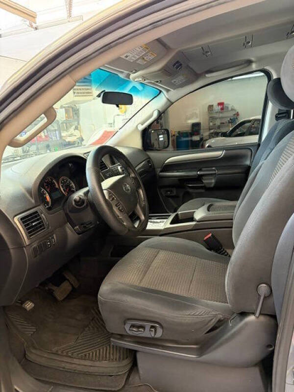 2014 Nissan Armada SV