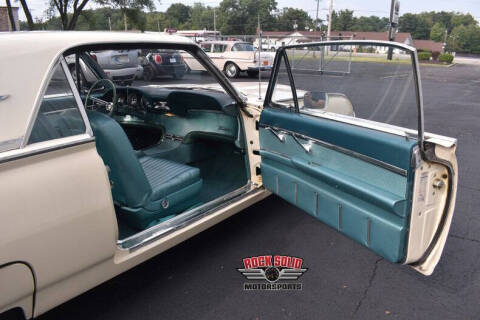 1962 Ford Thunderbird