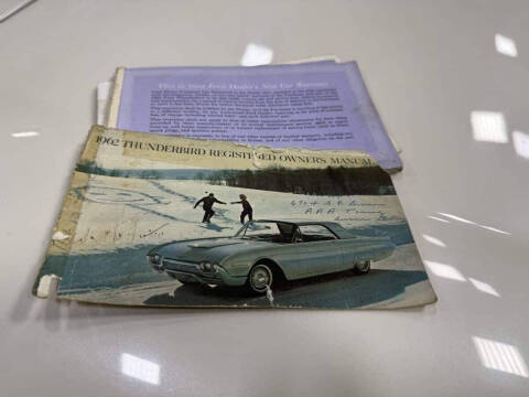 1962 Ford Thunderbird