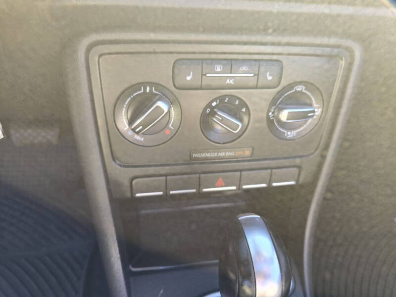 2017 Volkswagen Beetle Convertible 1.8T S