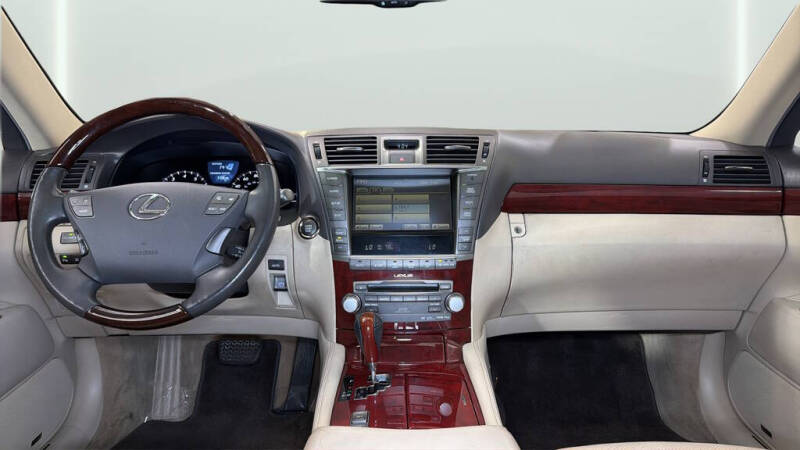 2012 Lexus LS 460