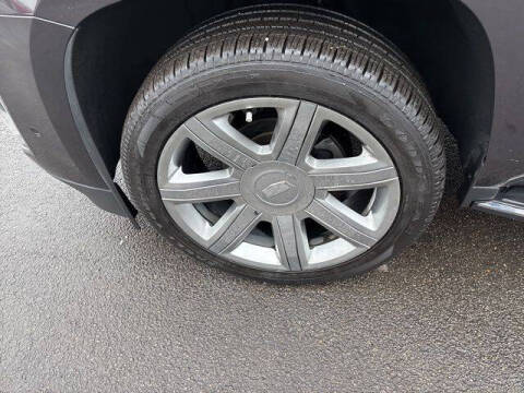 2017 Cadillac Escalade Luxury