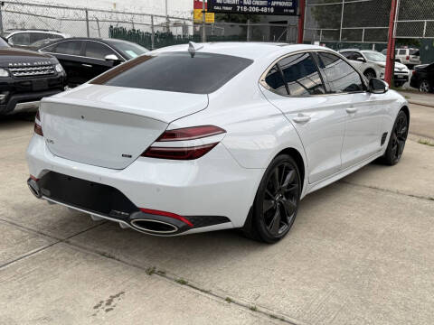 2022 Genesis G70 3.3T Standard