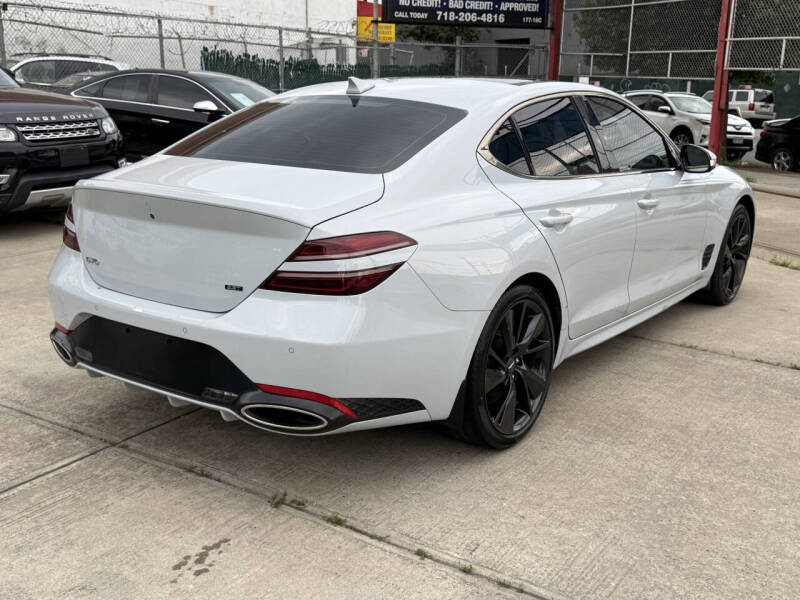 2022 Genesis G70 3.3T Standard