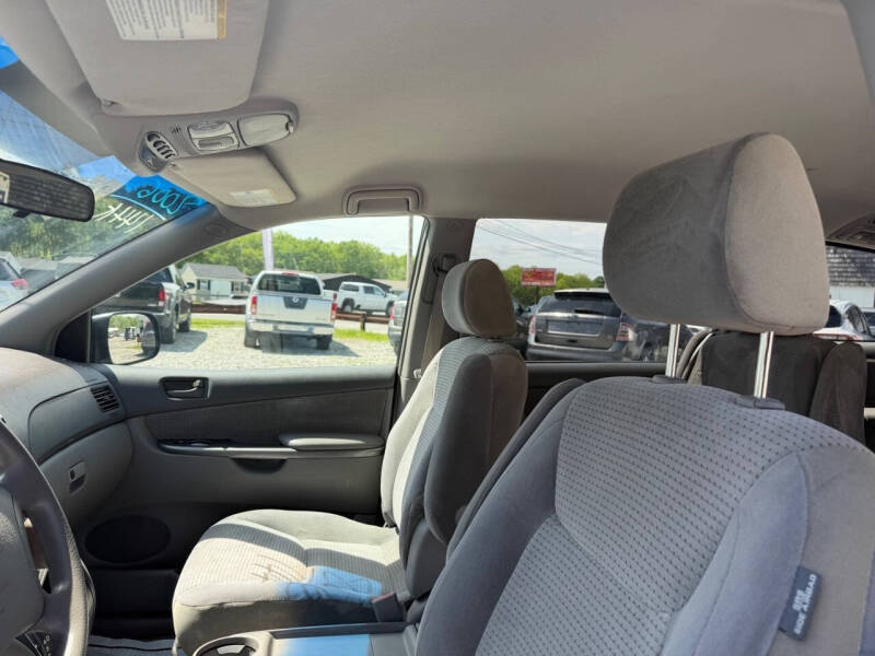 2006 Toyota Sienna LE 7 Passenger