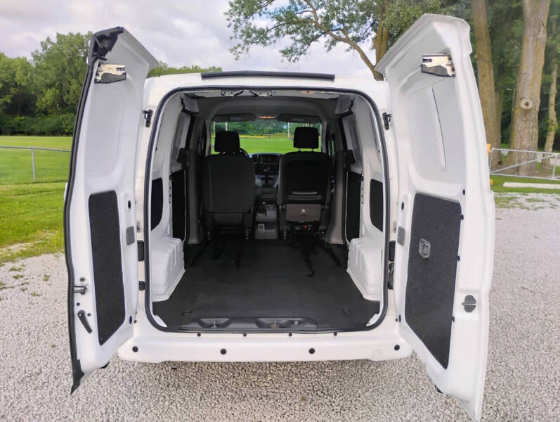 2021 Nissan NV200 S
