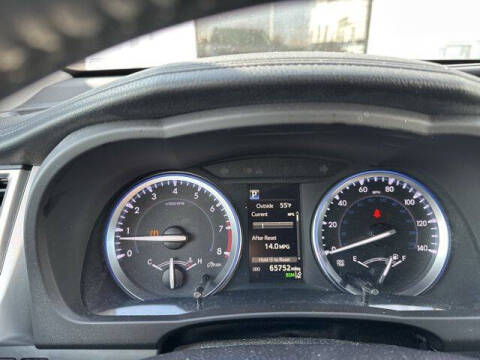 2017 Toyota Highlander SE