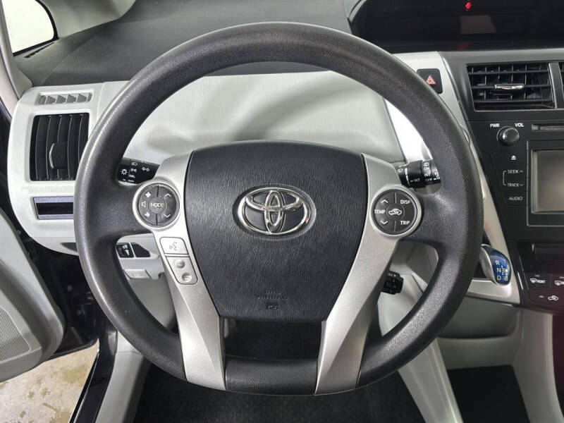 2014 Toyota Prius v Three