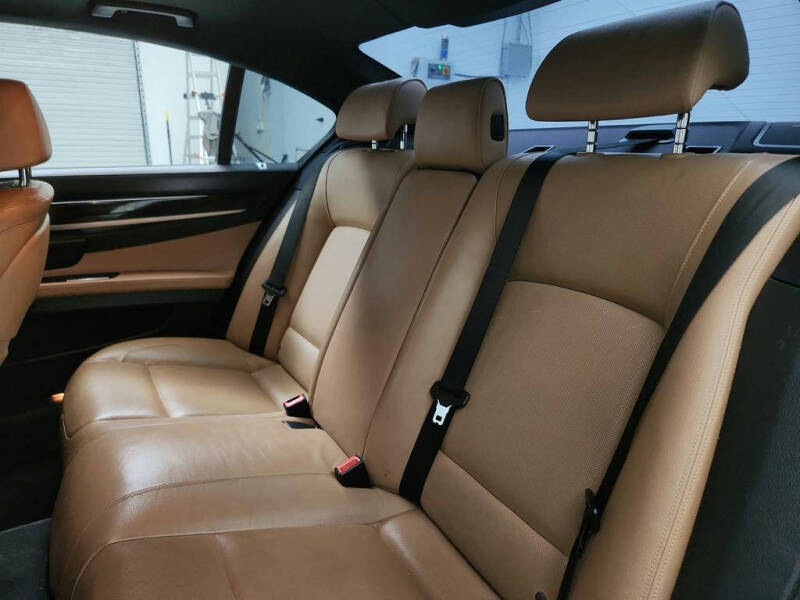 2014 BMW 7 Series 740i