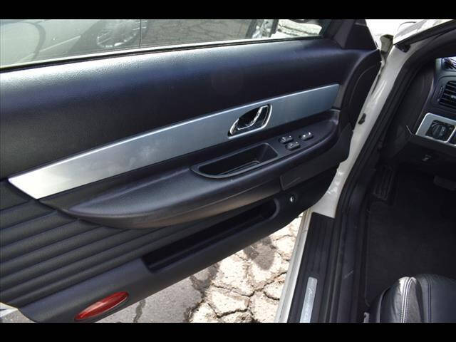 2003 Ford Thunderbird