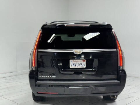 2016 Cadillac Escalade ESV Premium Collection