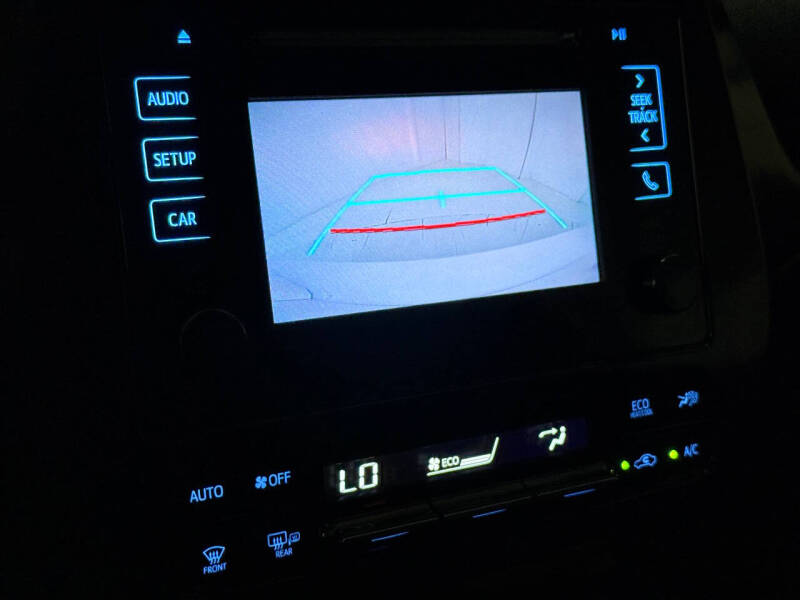 2019 Toyota Prius L Eco