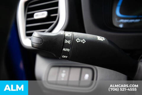 2025 Hyundai Venue SE