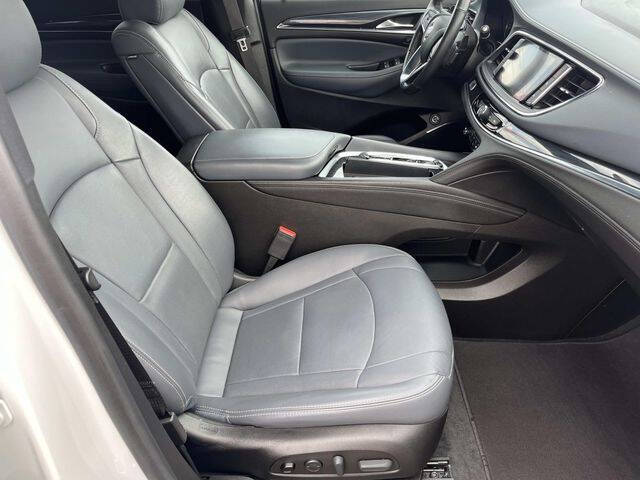 2022 Buick Enclave Premium