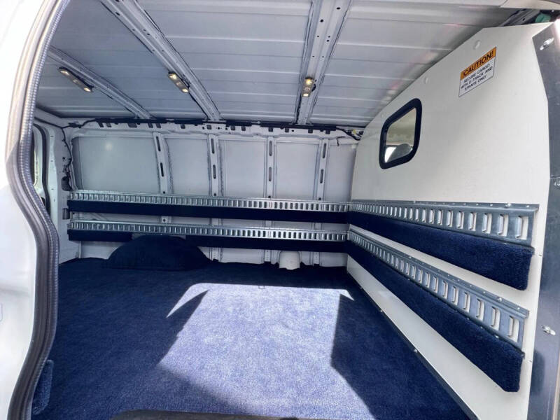 2019 Chevrolet Express 2500