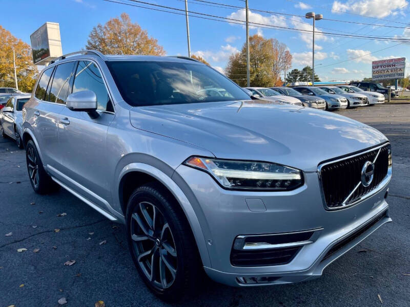2016 Volvo XC90 T6 Momentum