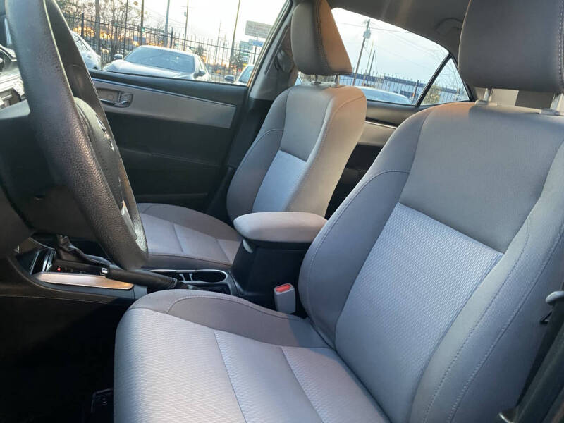2015 Toyota Corolla LE