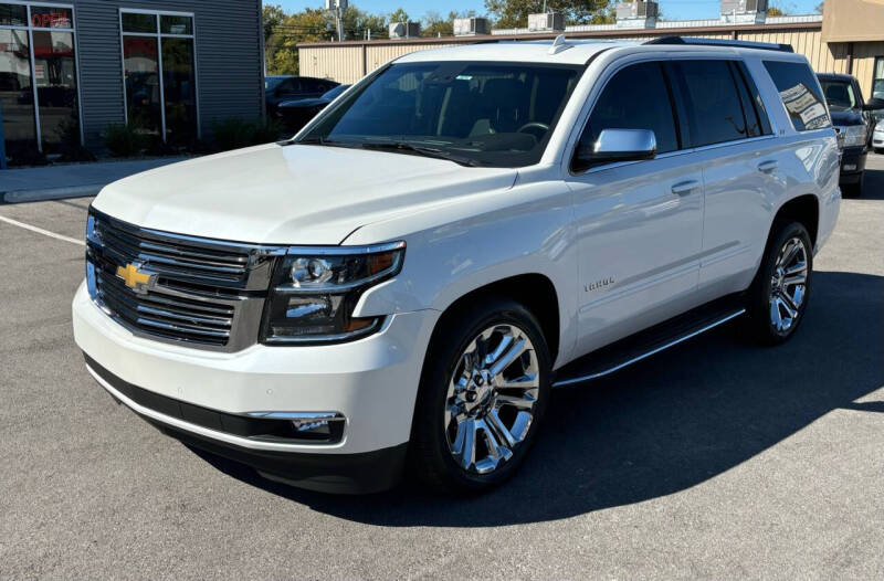 2016 Chevrolet Tahoe LTZ photo 3