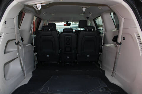 2017 Chrysler Pacifica Touring-L Plus