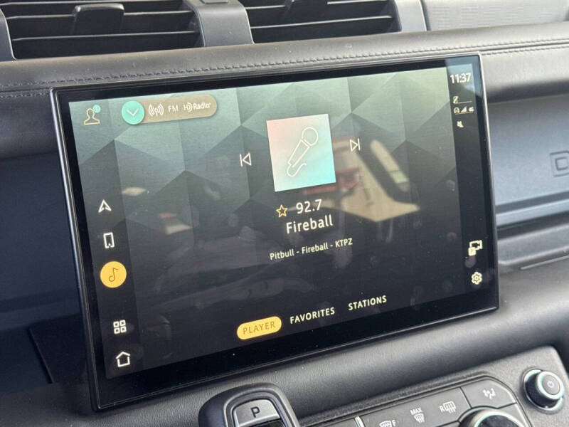 2024 Land Rover Defender 110 P400 X