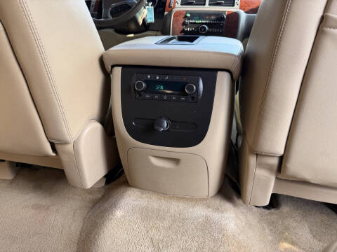 2013 Chevrolet Suburban LT