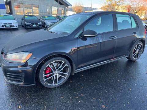 2017 Volkswagen Golf GTI