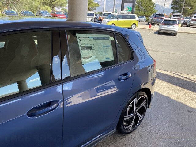 2025 Volkswagen Golf GTI SE