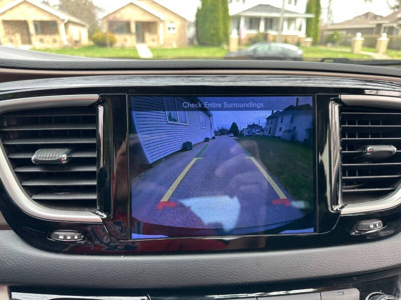 2017 Chrysler Pacifica Touring Plus