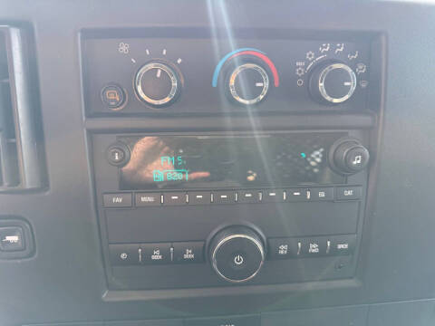 2023 GMC Savana 2500